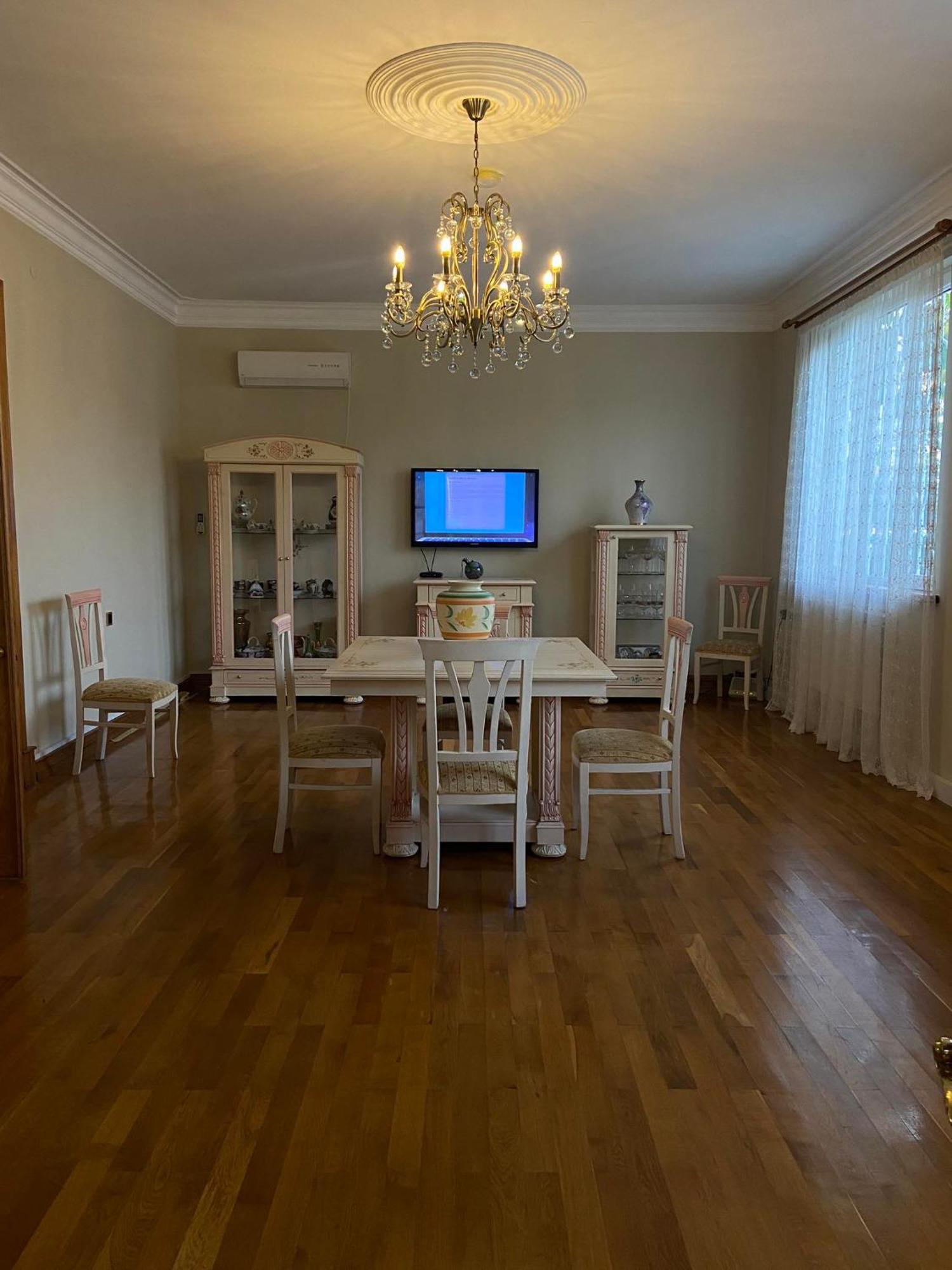 Guest House Green House Zugdidi Exterior photo